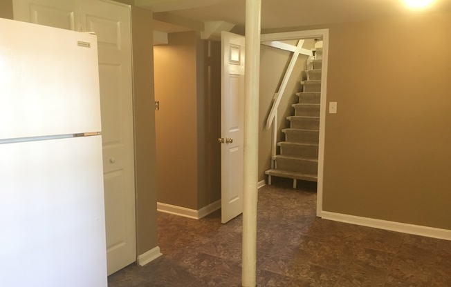 3 beds, 2 baths, $1,375