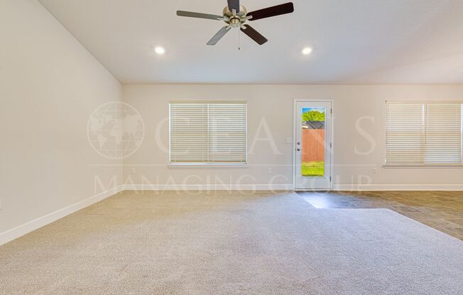 Beautiful 4-Bedroom Home in Palm Coast – Built in 2022!