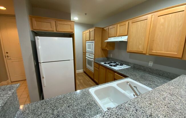 1 bed, 1 bath, $1,295, Unit # 301