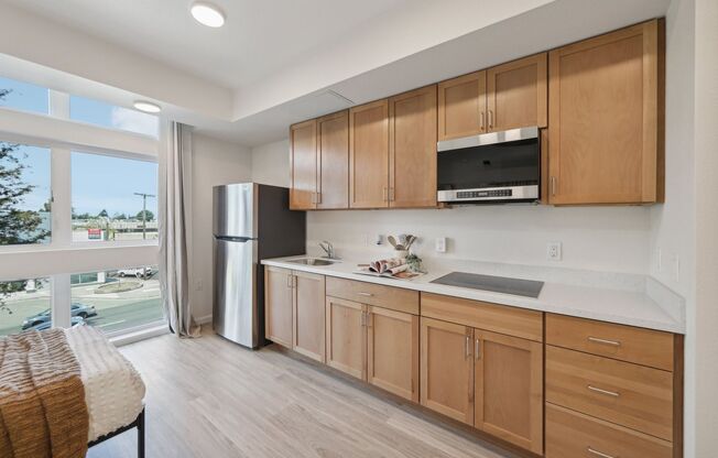 Studio, 1 bath, 310 sqft, $2,395, Unit 411