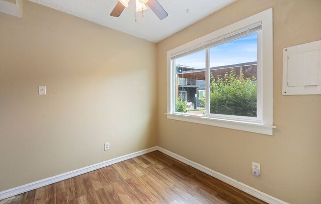 1 bed, 1 bath, 675 sqft, $1,149, Unit #15