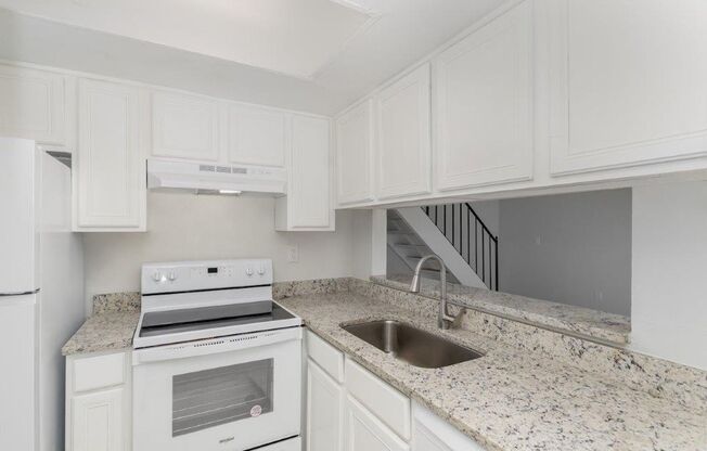 2 beds, 1.5 baths, $1,850, Unit Unit 28-2