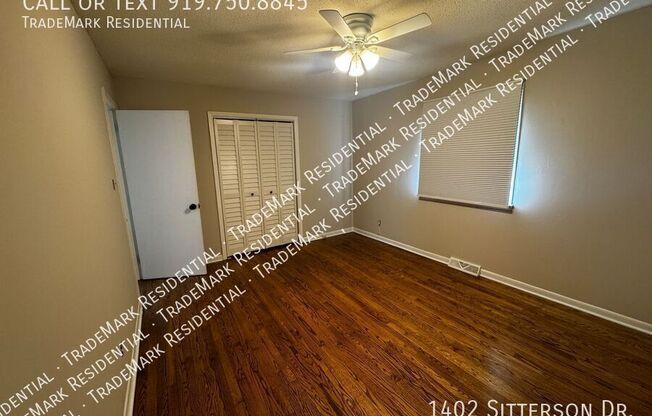 1402 SITTERSON DR