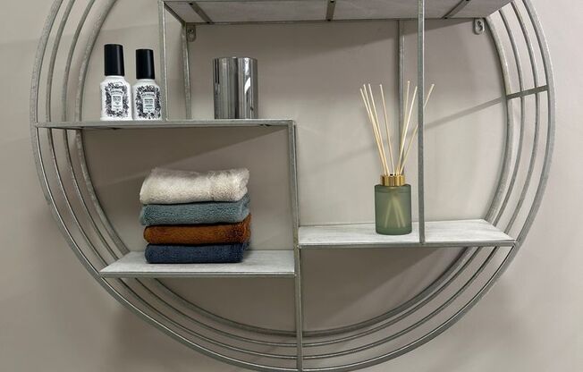 Studio, 1 bath, 502 sqft, $1,200, Unit 17