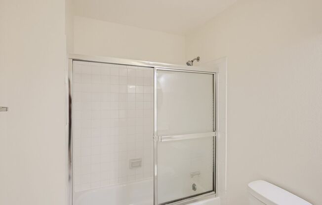 1 bed, 1 bath, $1,550, Unit #305