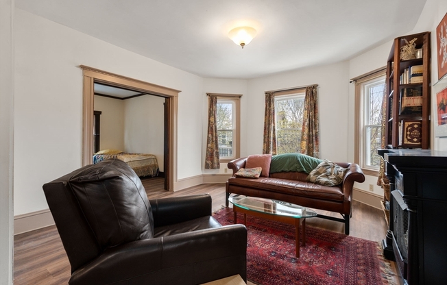 122 HIGHLAND RD