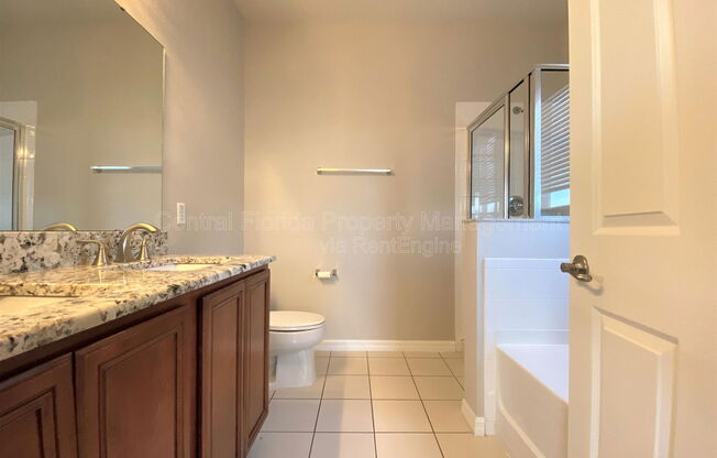 10060 STRATFORD POINTE AVE