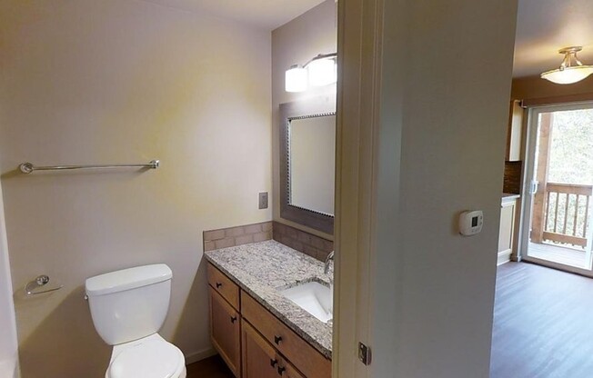 2 beds, 2 baths, 936 sqft, $1,775, Unit M091