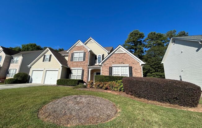 285 Winthrop Lane - Available Now!  4 BDRM, 3.5 BA Home in Winslow at Eagles Landing Subdivision.  Quick Hop onto I75, Convenient to Atlanta, and Airport.