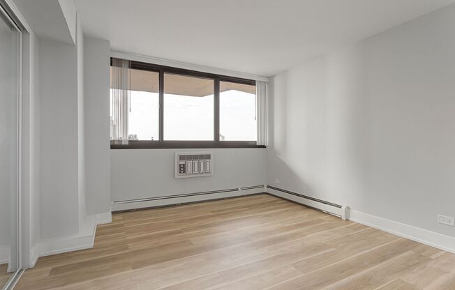 2 beds, 1.5 baths, 976 sqft, $3,000, Unit 12K