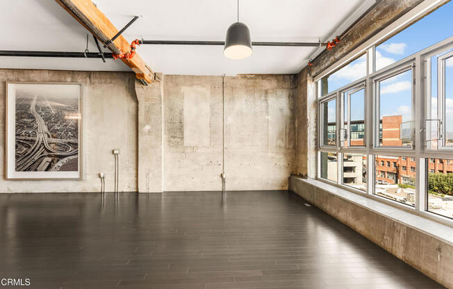 1 bed, 1 bath, 1,420 sqft, $4,300, Unit 532