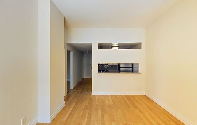 2 beds, 2 baths, 929 sqft, $6,546, Unit 26A