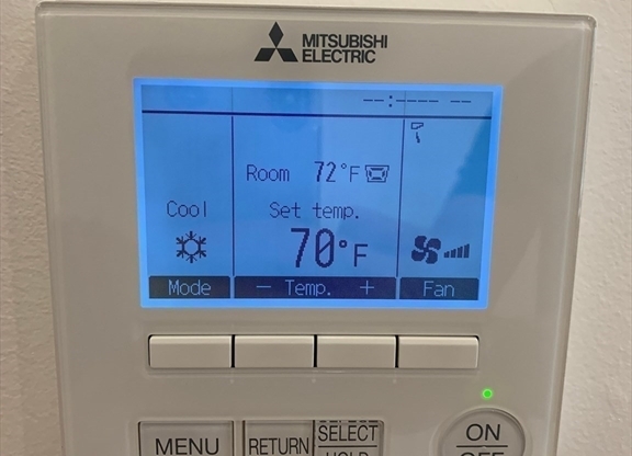 2 beds, 1 bath, $2,250, Unit 203