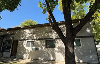 (559) - 1302 Mound Street