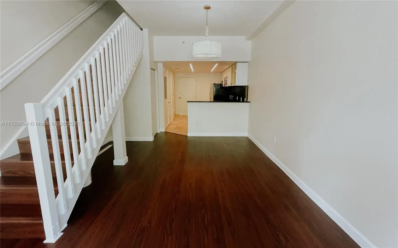 3339 Virginia St