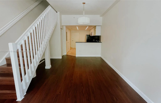 3339 Virginia St
