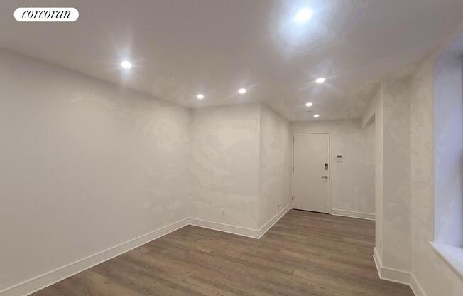 2 beds, 2 baths, 1,200 sqft, $7,500, Unit 11R