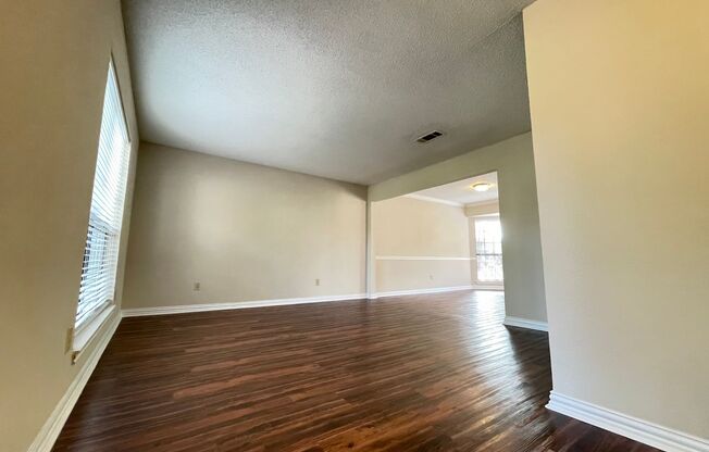 4 Bed 2 Bath