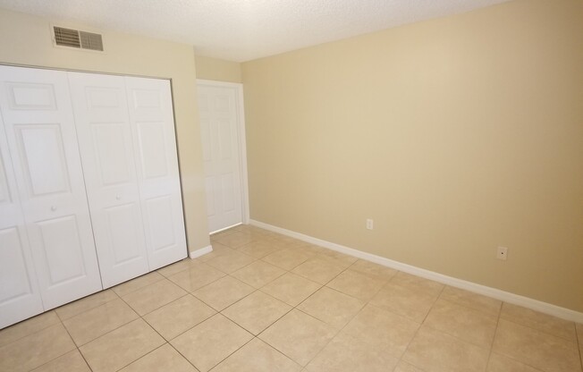 2 beds, 2 baths, $1,800