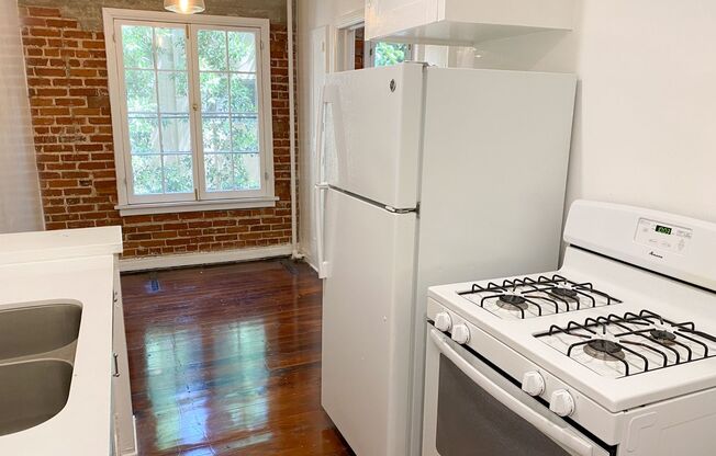 Studio, 1 bath, 500 sqft, $1,695, Unit 209