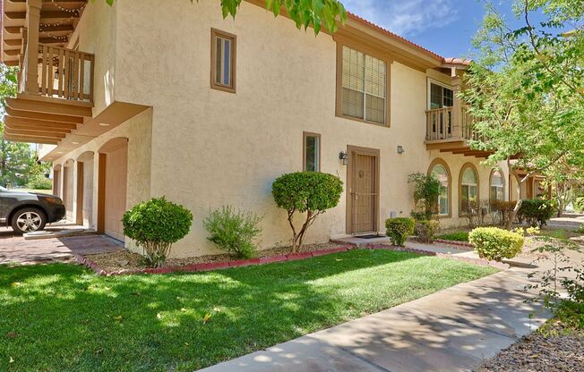 Beautiful Condo in Las Vegas Country Club!