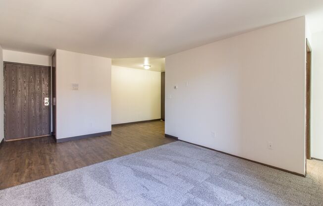 1 bed, 1 bath, 550 sqft, $1,055, Unit 1 Bedroom Waitlist
