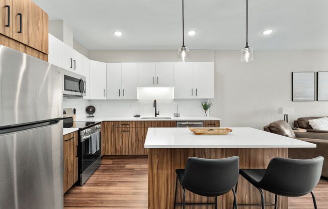 1 bed, 1 bath, 750 sqft, $1,535, Unit 533