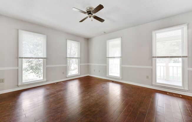 Adorable 3 BD/2.5 BA Hillsborough Home!