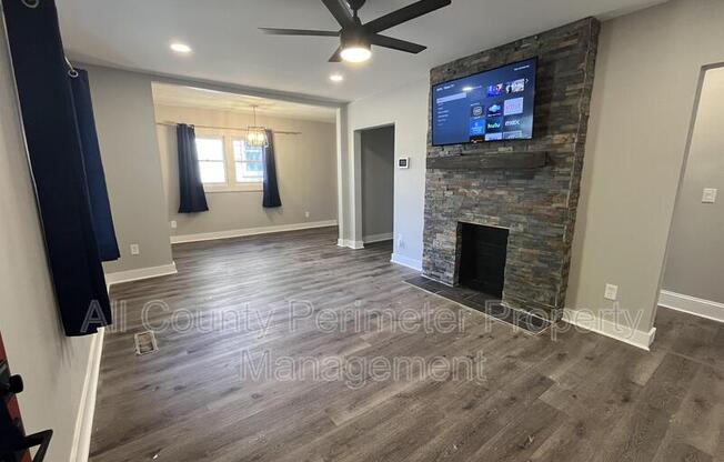 1700 LANIER DR SW