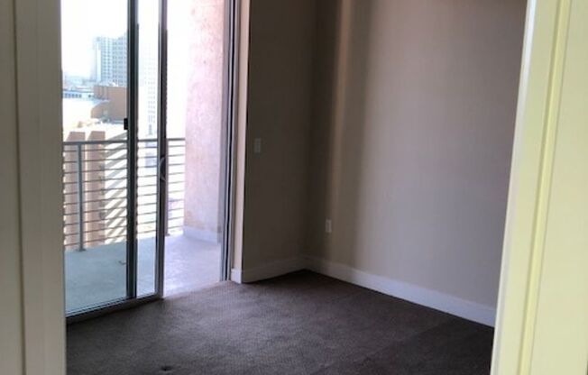 2 beds, 2 baths, 1,155 sqft, $5,805, Unit 1917