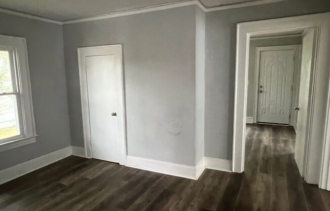 2 beds, 1 bath, $750