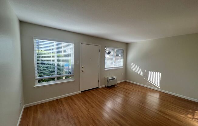 Studio, 1 bath, 380 sqft, $2,025, Unit 777-108