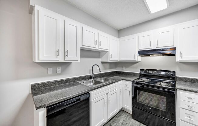 2 beds, 2 baths, 946 sqft, $1,190, Unit 807G