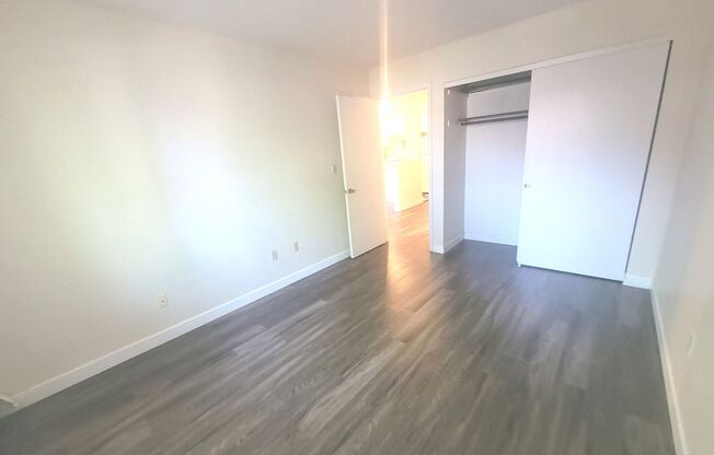 1 bed, 1 bath, $1,195, Unit 215