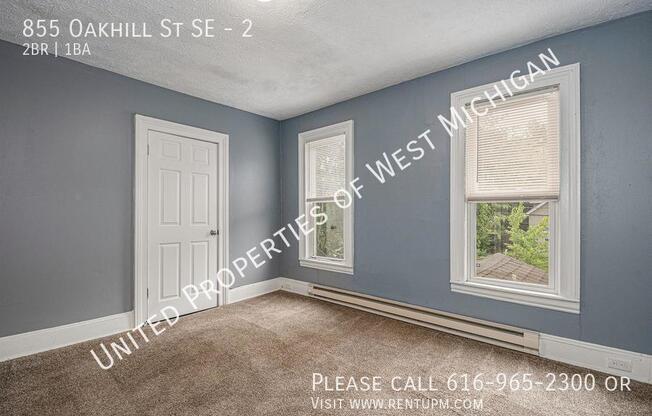 855 OAKHILL ST SE