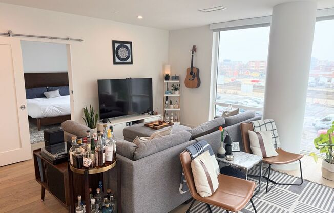 Gorgeous 2BD/2BA Corner Unit in the Heart of Navy Yard | Parking Included