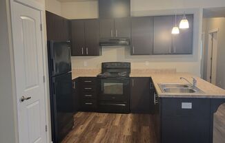 2 beds, 2 baths, 1,040 sqft, $1,575, Unit 1530 Unit #225