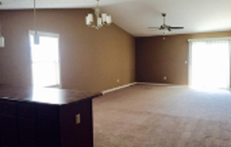 3 beds, 2 baths, $1,750