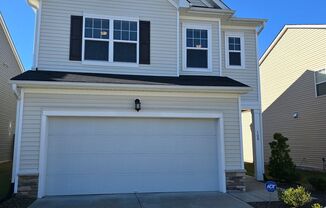 3 beds, 2.5 baths, $2,400