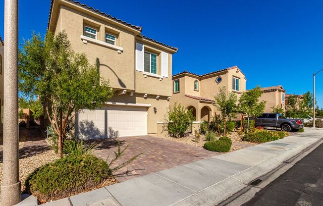 Gated 3 bedroom Skye Canyon Home!