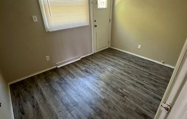 2 beds, 1 bath, $845