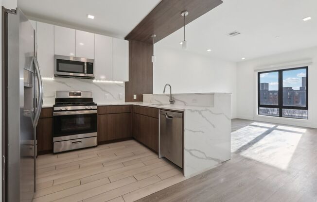 2 beds, 1 bath, 1,040 sqft, $2,750, Unit 304