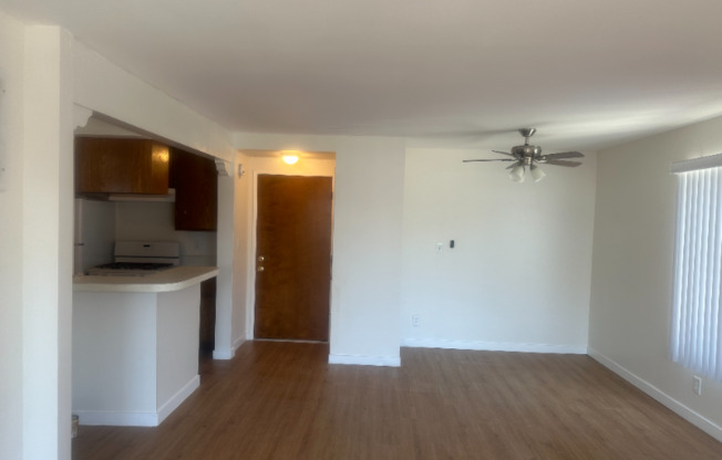 327 CULVER BLVD