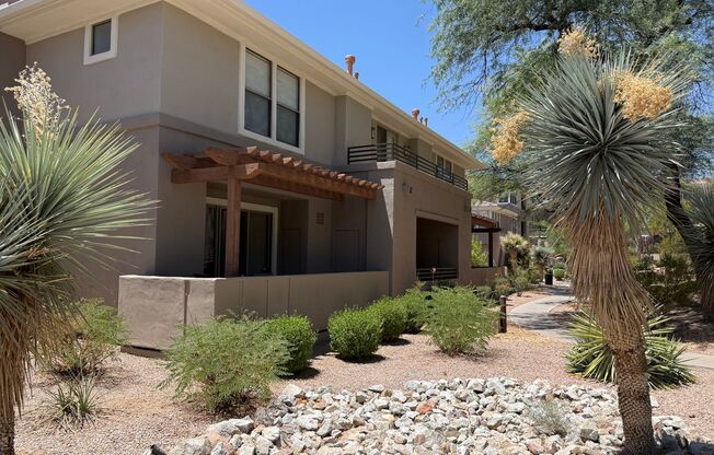 2 beds, 2.5 baths, $1,900, Unit APARTMENT 1271