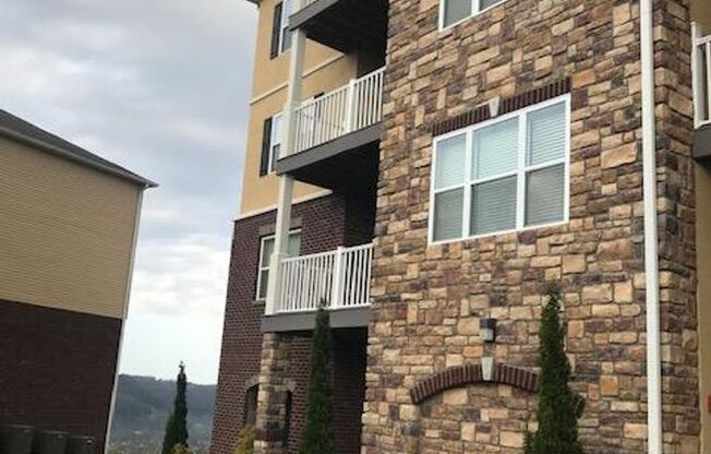 3 beds, 2 baths, 1,500 sqft, $2,180, Unit 430SMA10