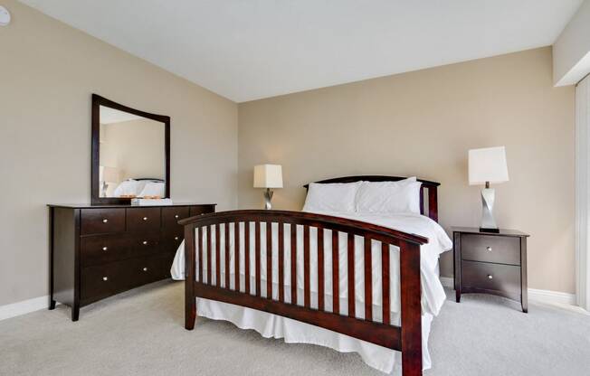 Bedroom with carpet floorings in furnished apartment rentals in Marina Del Rey, CA, near the beach