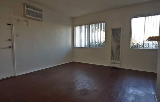 7723 Milton Ave.