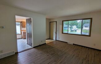 2 beds, 1 bath, $1,500