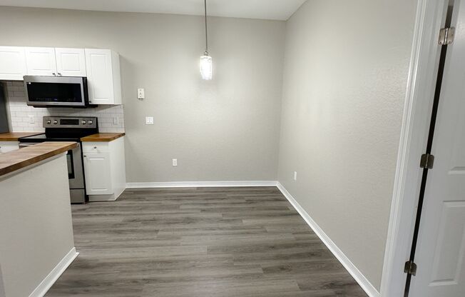 Crescent Place - 11-206