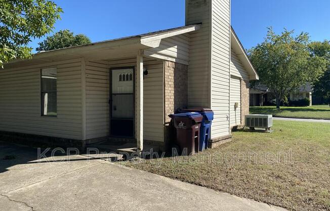 8619 S 32 TERRACE